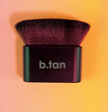 Indlæs billede til gallerivisning b.tan Air brush’d face & body Brush