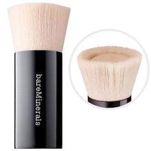 Indlæs billede til gallerivisning Beautiful Finish Foundation Brush
