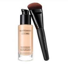 Indlæs billede til gallerivisning BAREPRO® PERFORMANCE WEAR LIQUID FOUNDATION SPF 20
